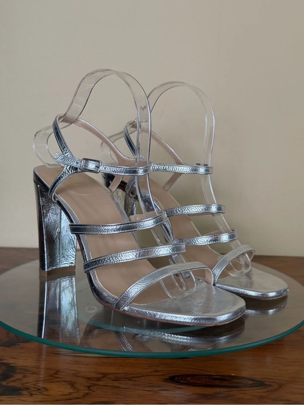 Inez Sasha heel in Silver Metallic size 9.5